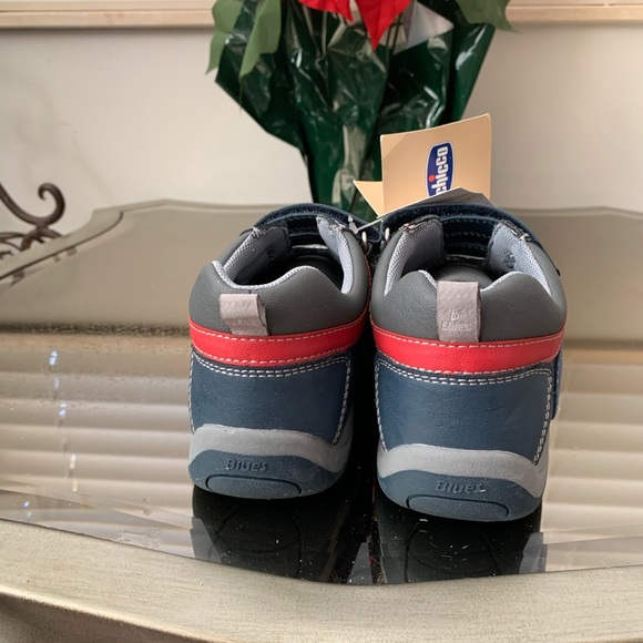chicco Shoes Chicco Boys Nwt Snickers Size 3 Poshmark chicco Shoes Chicco Boys Nwt Snickers Size 3 Poshmark